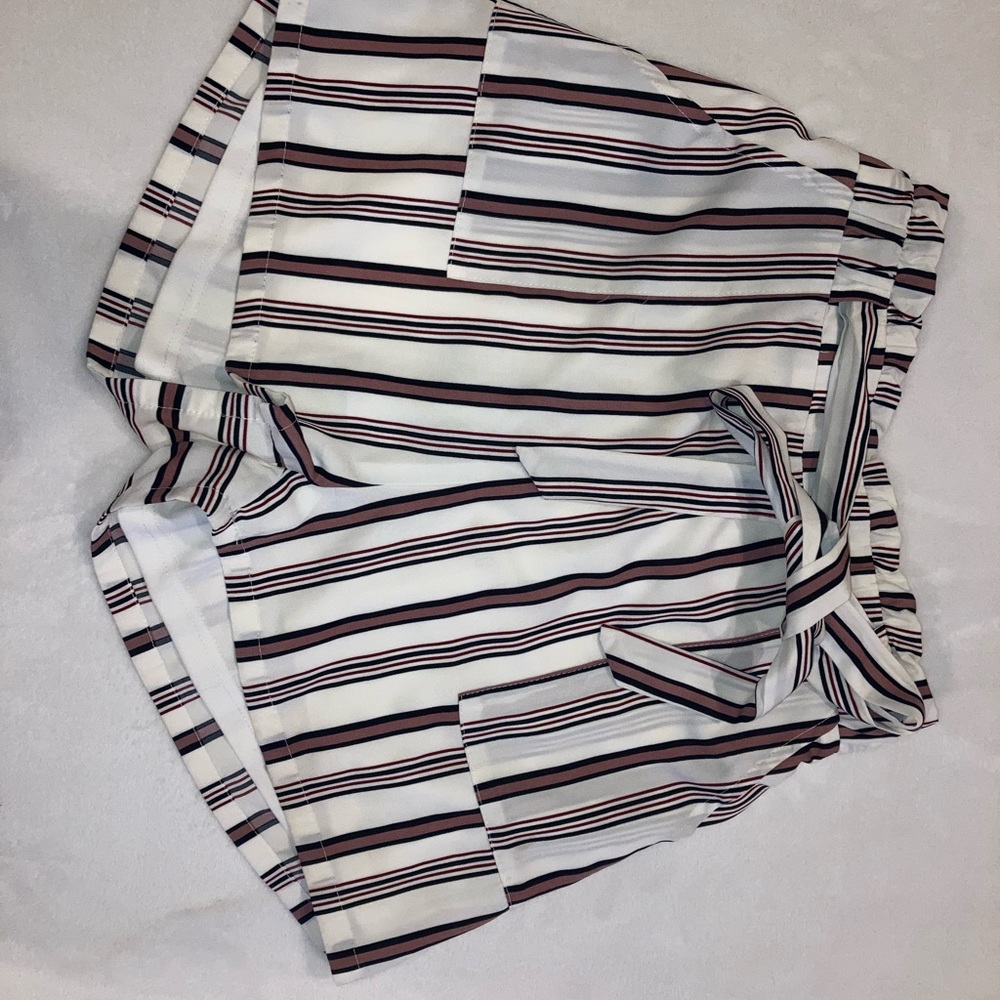 High waisted short